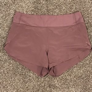 Athleta Run With It 3” Short. Size Medium.